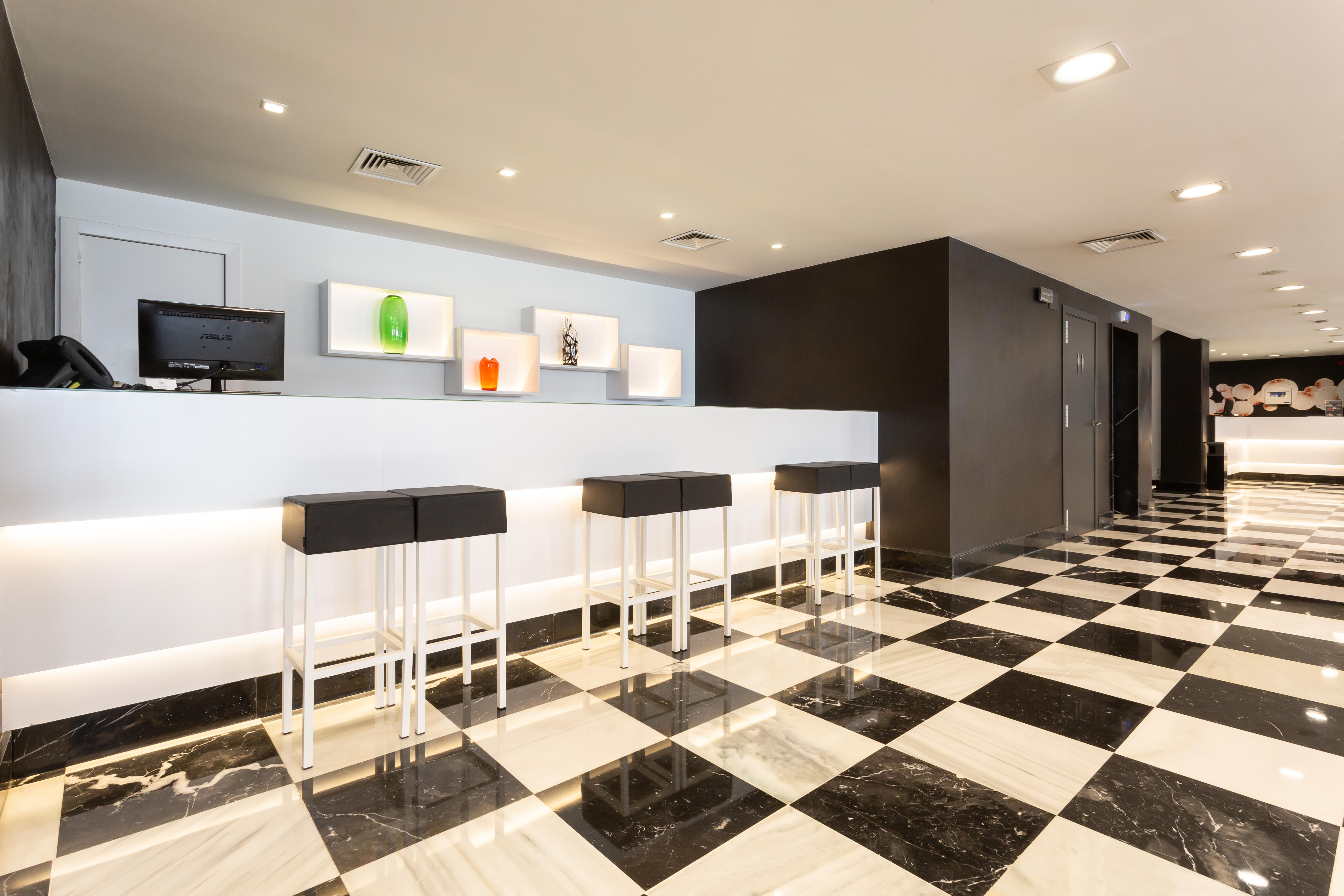 Monte Carmelo Hotel Seville Ngoại thất bức ảnh